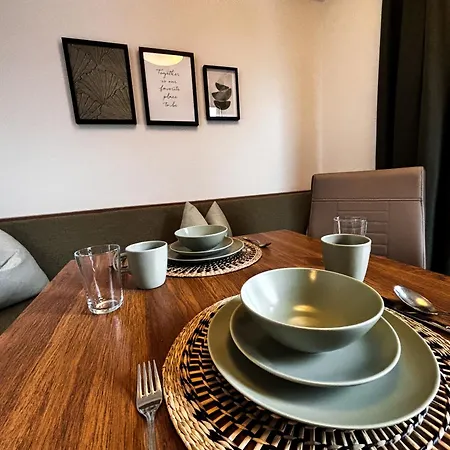 Hartl Apartment *